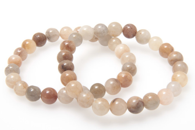 日本最安値】限定!激安!モルダウクォーツの8mmブレスレット