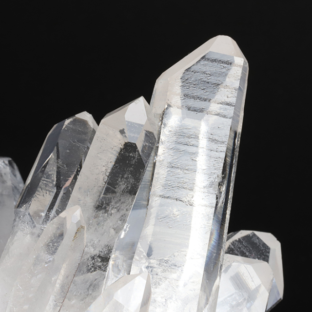 限定!トマスゴンサガ産 レムリアン型 水晶☆クラスター <5> 80×54×高さ