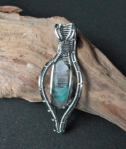 限定!大特価!レア!アジョイト(アホーアイト)　イン　クォーツのワイヤーペンダント  No.2　【パワーストーン・天然石】