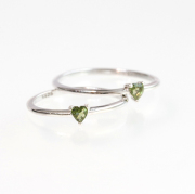 【伊勢】モルダバイトのベビーリング【ハート】　約3mm  　　 ise2024   reiseki