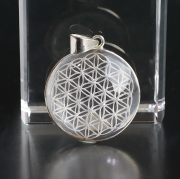 セラピーストーン | 天然石や鑑別済パワーストーンの激安通販販売専門