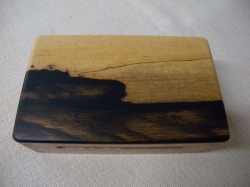 銘木毛鈎箱　黒柿×メープル