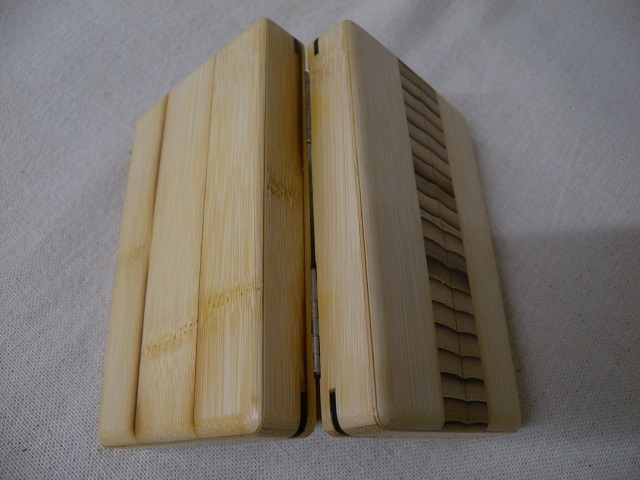 銘木毛鈎箱 HANDCRAFT NATURAL WOOD FLY BOX 樹種：バンブー ハンド
