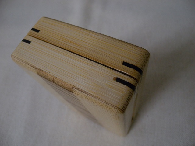 銘木毛鈎箱 HANDCRAFT NATURAL WOOD FLY BOX 樹種：バンブー ハンド