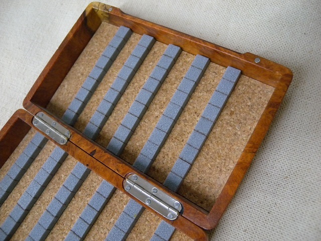 銘木毛鈎箱 HANDCRAFT NATURAL WOOD FLY BOX 樹種：楓 ハンド