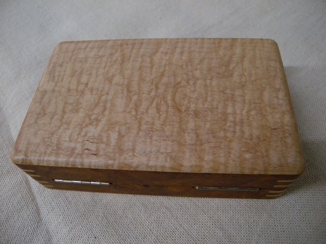 銘木毛鈎箱 HANDCRAFT NATURAL WOOD FLY BOX 樹種：楓 ハンド