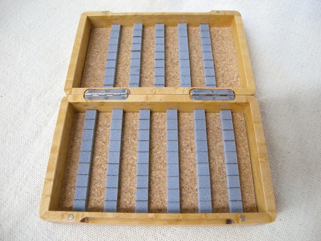 銘木毛鈎箱 HANDCRAFT NATURAL WOOD FLY BOX 樹種：花梨 ハンド