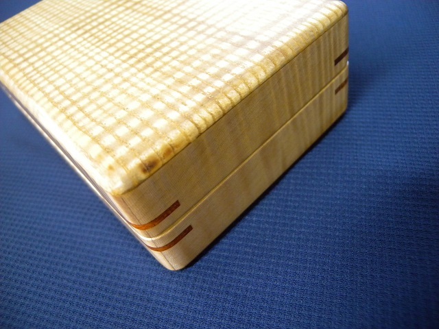 銘木毛鈎箱 HANDCRAFT NATURAL WOOD FLY BOX 樹種：タモ ハンド