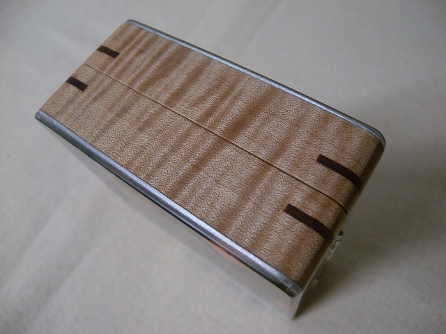 銘木毛鈎箱 HANDCRAFT NATURAL WOOD FLY BOX フライの雑誌柄