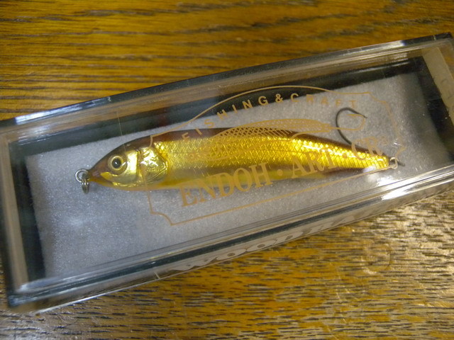 ENDOH・ART・CR（エンドウアートクラフト）　WOOD BAIT（ウッドベイト）　ENDOH ORIGINAL MINOW　WB 8FT　 茶金ワカ　２００２年製