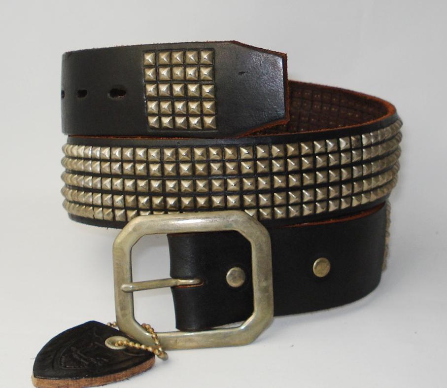 正規取扱HTC　#14S　5 row Small Pyramid Silver Studs Belt(5連スモールピラミッドシルバースタッズベルト) ブラック×シルバースタッズ