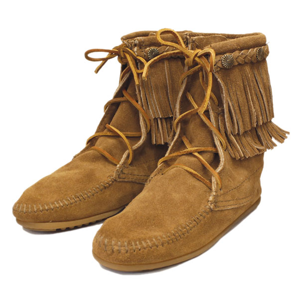 正規取扱店 MINNETONKA(ミネトンカ)Double FringeTramper Boot(ダブルフリンジ トランパーブーツ)#627T TAUPE レディース MT035
