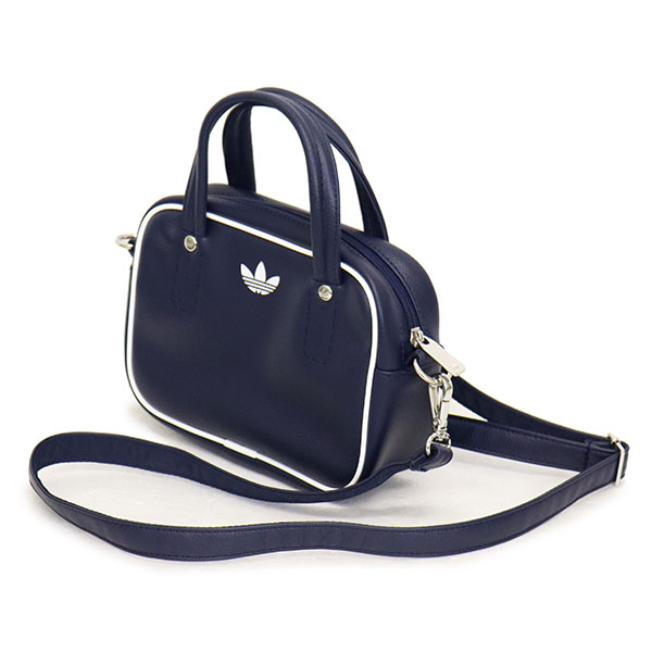 adidas正規取扱店