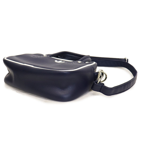 adidas正規取扱店