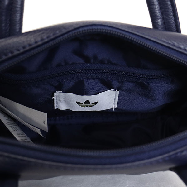 adidas正規取扱店