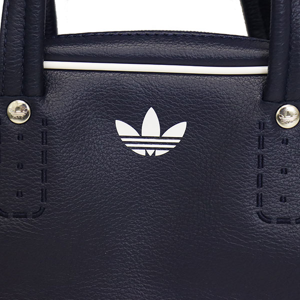 adidas正規取扱店