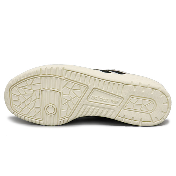 adidas(アディダス)正規取扱店THREEWOOD