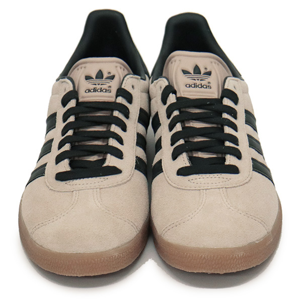 国内完売 大人気✨新品 アディダス ガゼル ベージュ系 IG6199 26.5 adidas (アディダス) IG6199 GAZELLE ガゼル スニーカー