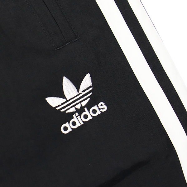 adidas正規取扱店