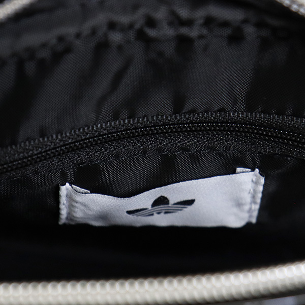 adidas正規取扱店