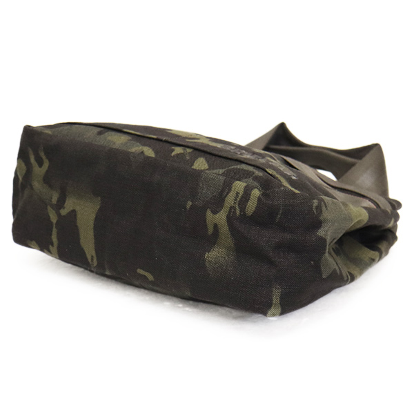 新品　送料込み　BRIEFING CLASSIC CART TOTE 1000D CLASSIC CART TOTE 1000D BRG231T40｜Alpen Online