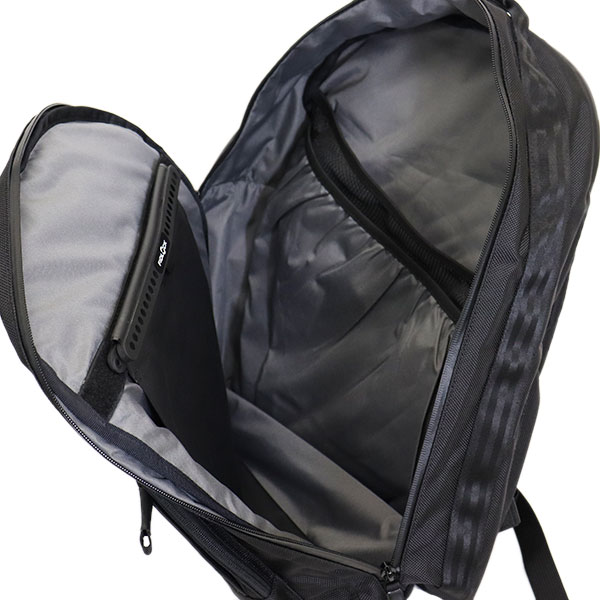 CHROME(クロームクロム)正規取扱店