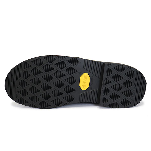 Clarks(クラークス)正規取扱店THREEWOOD