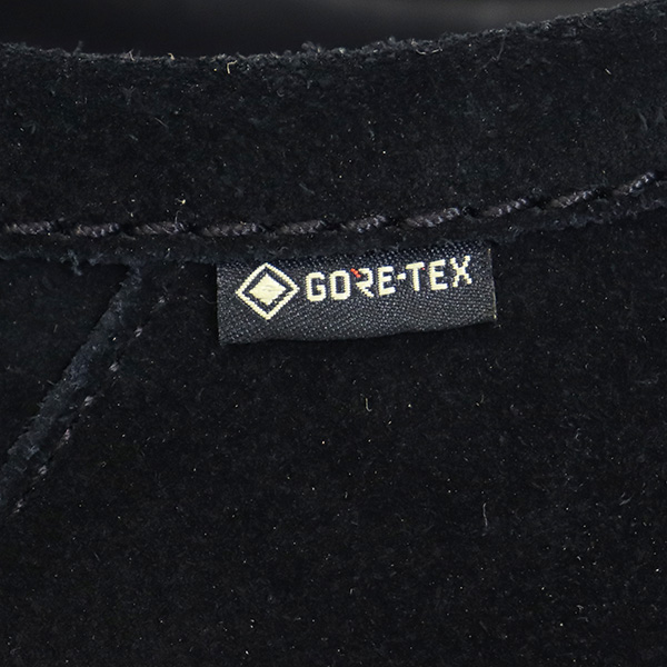 Clarks(クラークス)正規取扱店THREEWOOD