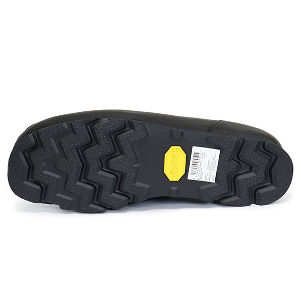 Clarks(クラークス)正規取扱店THREEWOOD