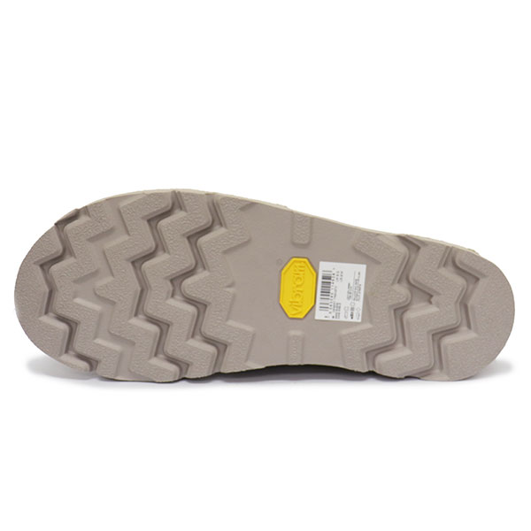 Clarks(クラークス)正規取扱店THREEWOOD
