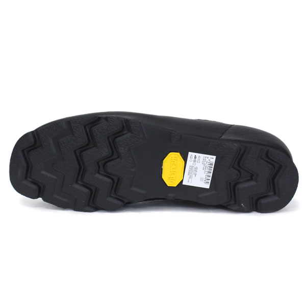 Clarks(クラークス)正規取扱店THREEWOOD