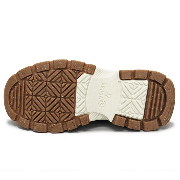 Clarks(クラークス)正規取扱店THREEWOOD