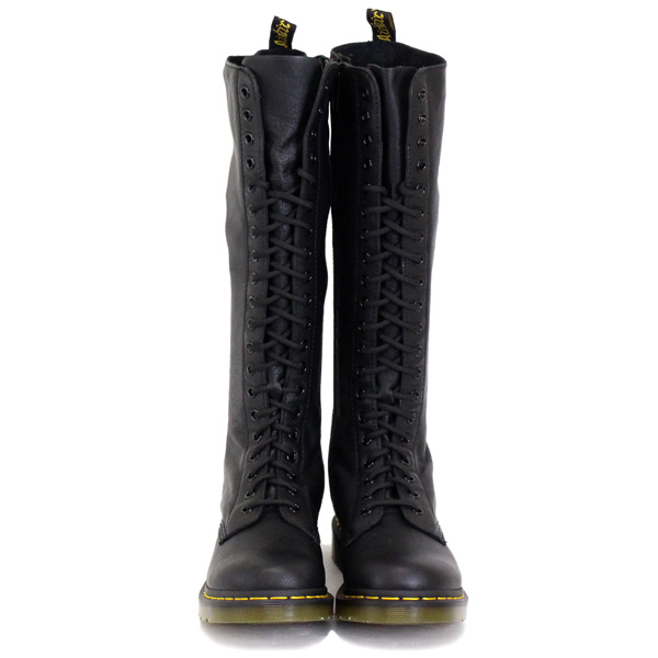 Dr.Martens正規取扱店THREEWOOD