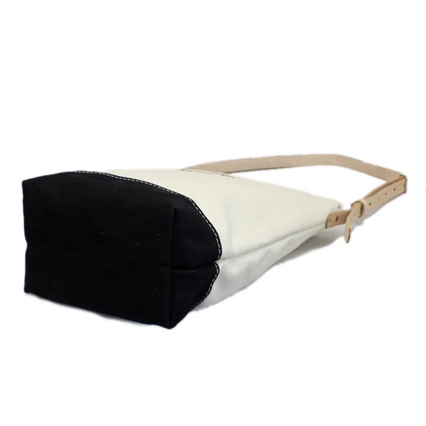 正規取扱店 HERITAGE LEATHER CO.(ヘリテージレザー) NO.8105 Mason Bag(メイソンバッグ) Natural/Black HL093