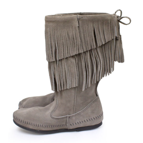 正規取扱店 MINNETONKA(ミネトンカ)Calf Hi 2-Layer Fringe Boot(カーフハイ2レイヤーフリンジブーツ)#1681T GRAYSUEDE レディース MT175