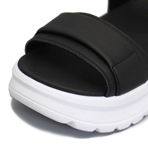 newbalance正規取扱店THREEWOOD