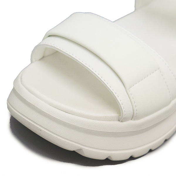 newbalance正規取扱店THREEWOOD