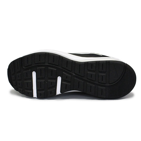 NIKE正規取扱店THREEWOOD