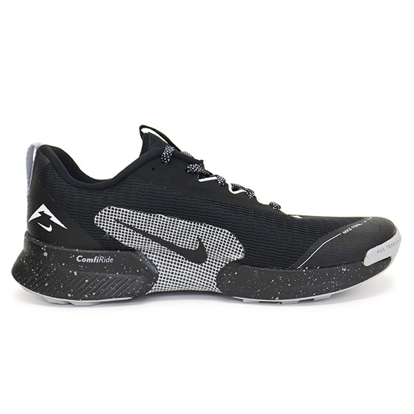 NIKE正規取扱店THREEWOOD