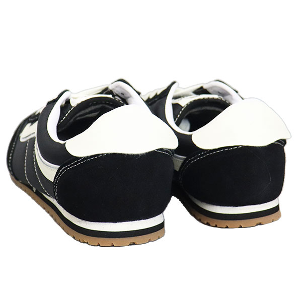 VANS(ヴァンズバンズ)正規取扱店