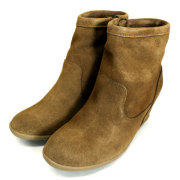 正規取扱店 MINNETONKA(ミネトンカ) ブーツ,サンダル：通販