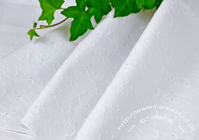 刺繍花柄　ローン