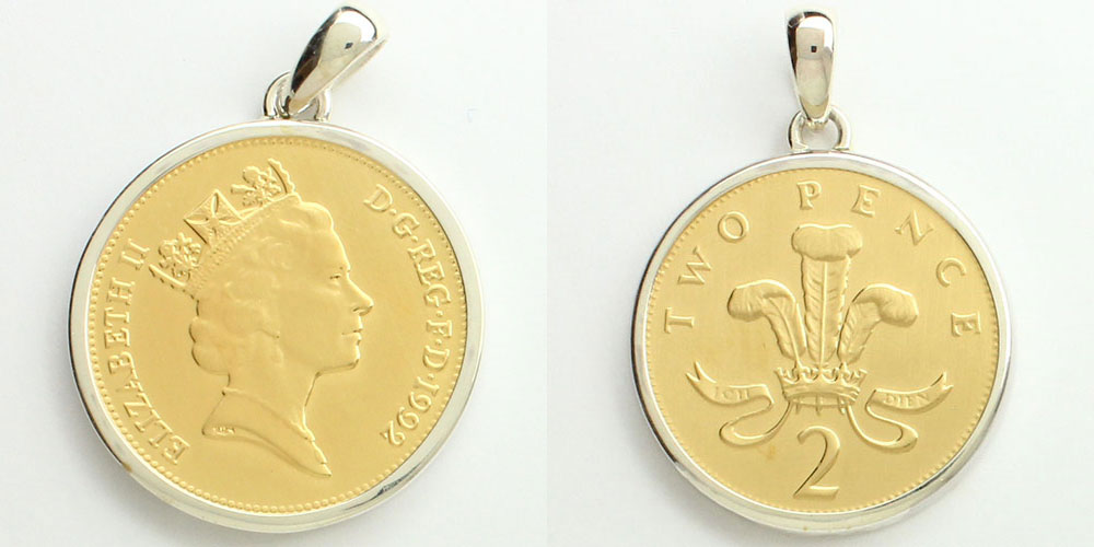 イギリス 2ペンス コインペンダント エリザベス2世/プリンス・オブ・ウェールズの羽根