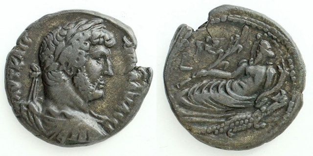 ハドリアヌス帝/ナイル神