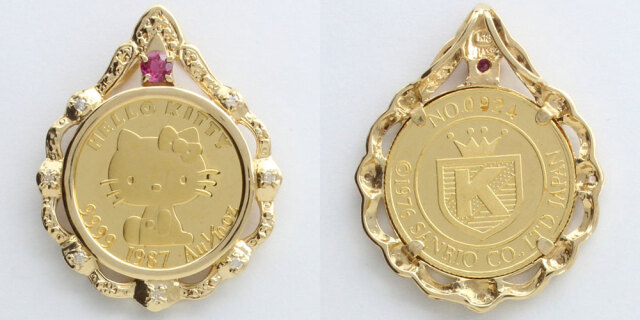 ハローキティ 1/10オンス純金 ダイヤ＆ルビー入り18金枠ペンダントトップ