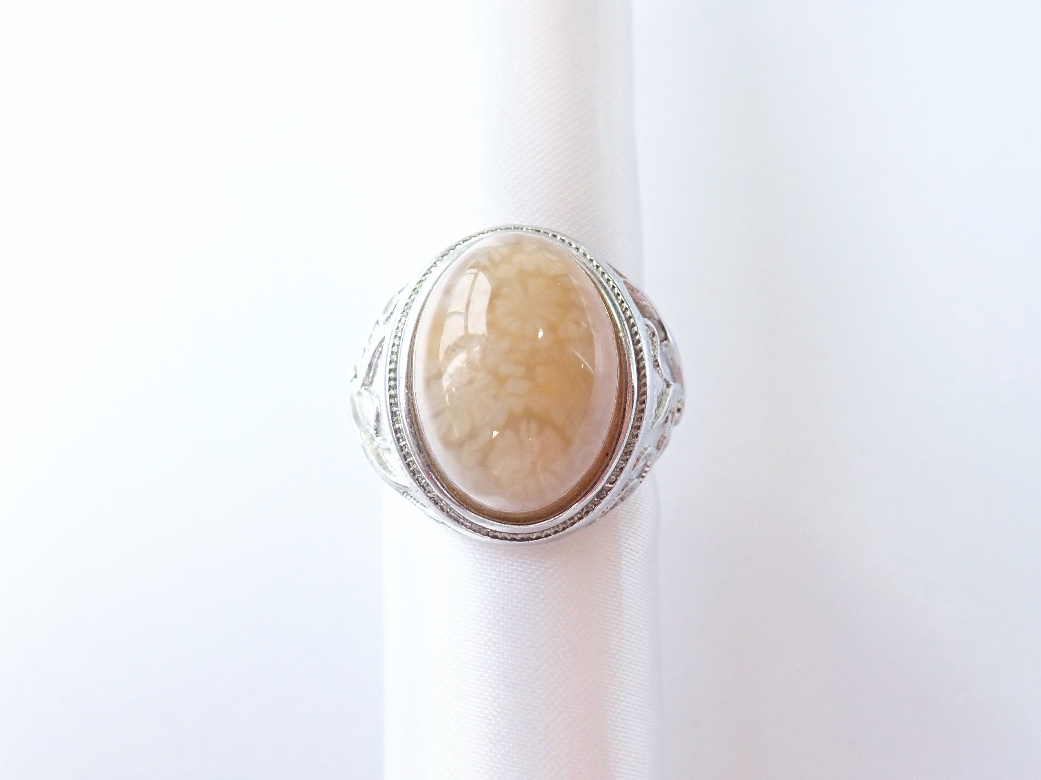 コーラルアゲート