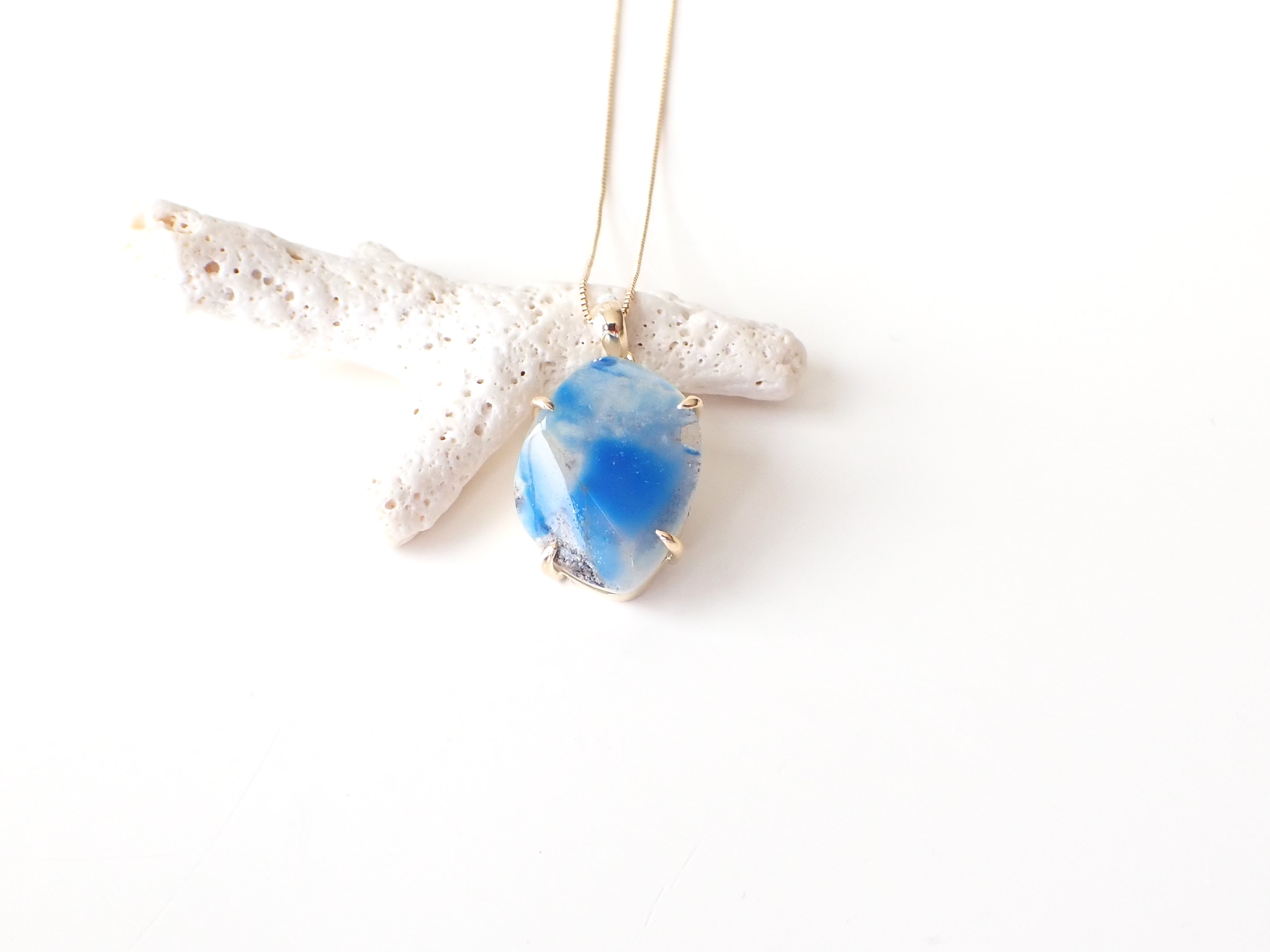 【パパゴアイトクォーツ・送料無料】 IC0060 ☆プレミアム☆ パパゴアイトインクォーツ K18ペンダントトップ