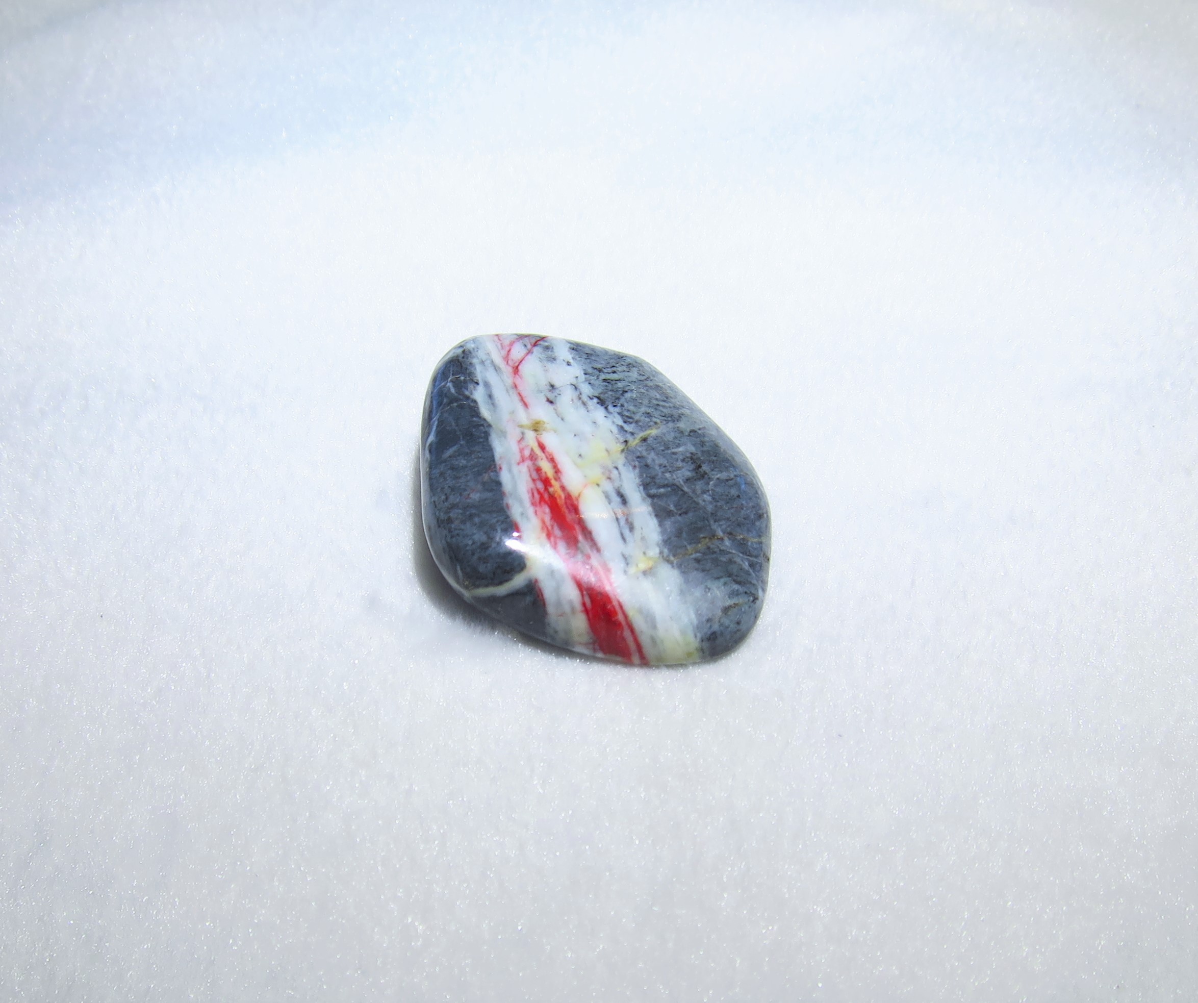 シナバーインドロマイト／クォーツ