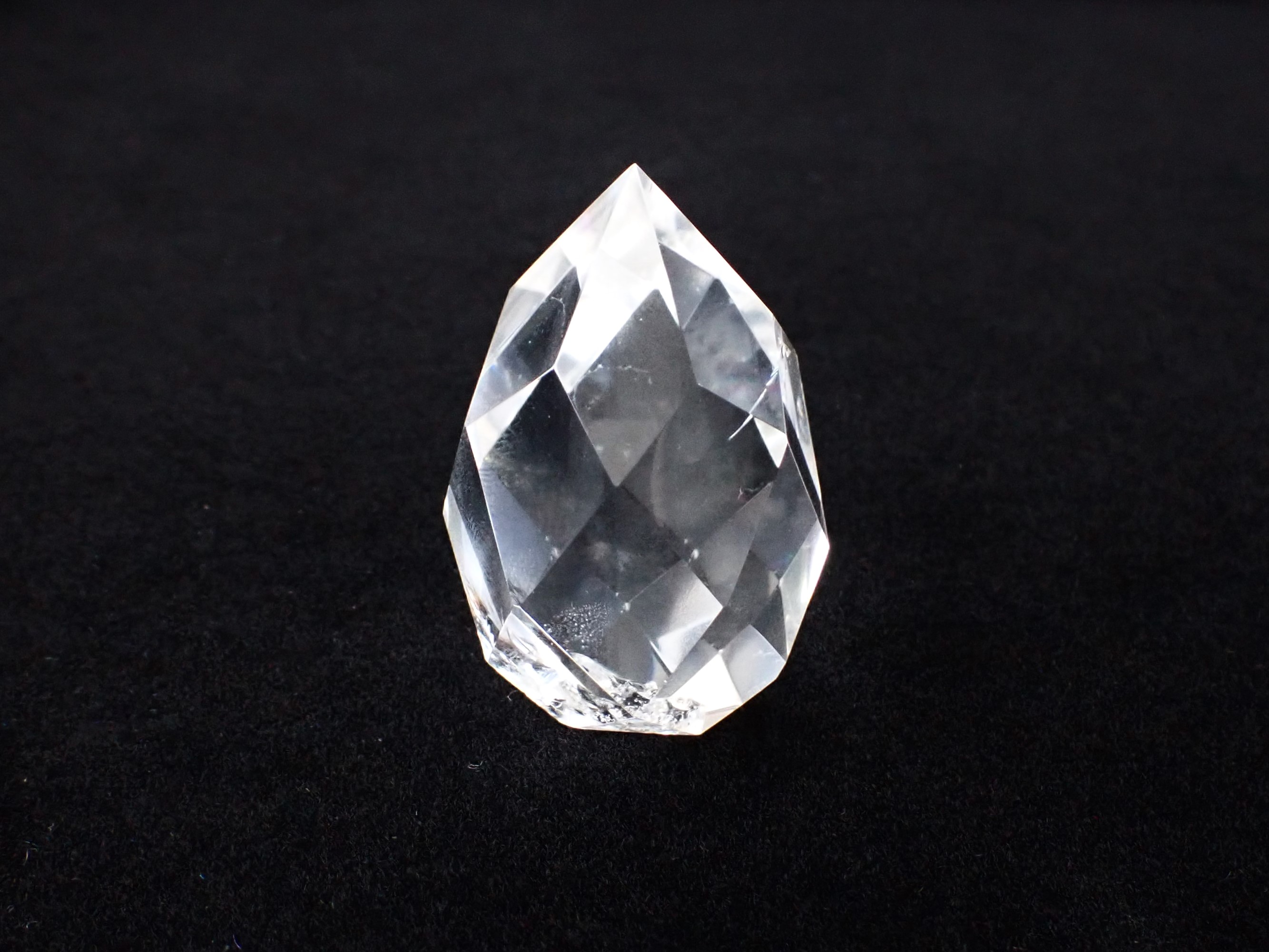 CCD664 レムリアンシードクリスタル ティアーカット 33．9g