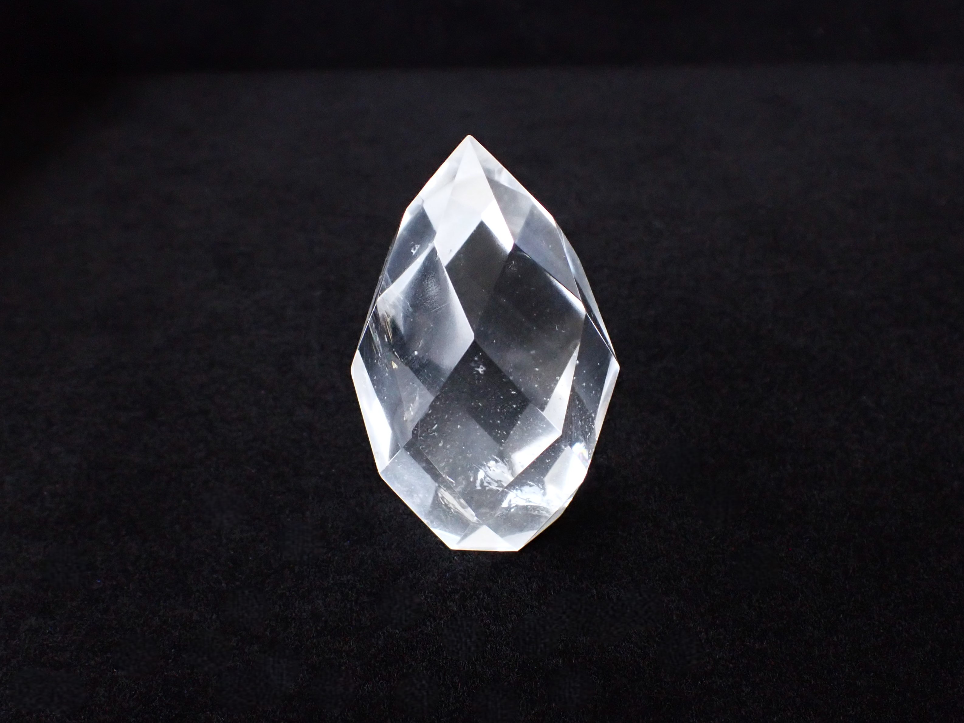 CCD669 レムリアンシードクリスタル ティアーカット 67．1g